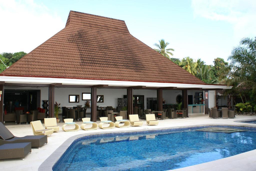 Garden Island Resort Waiyevo Bagian luar foto
