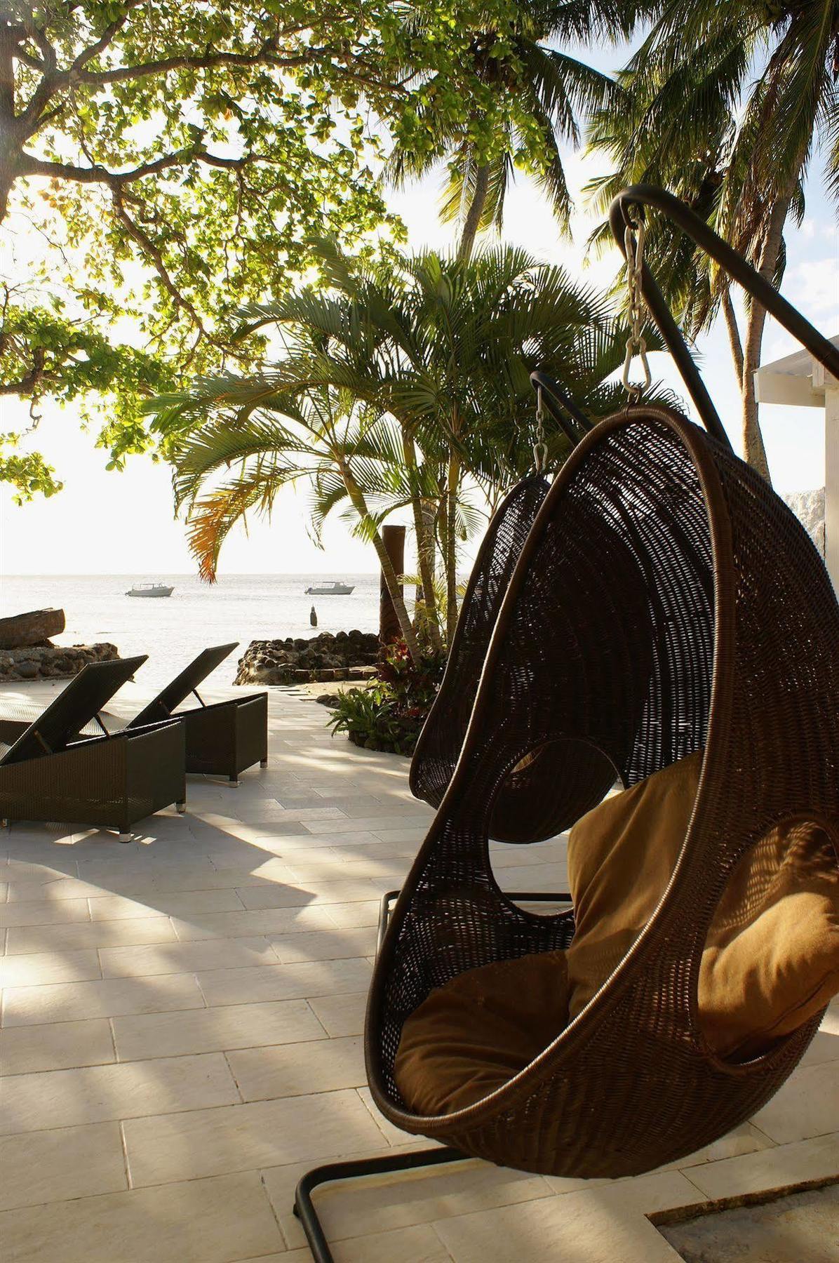 Garden Island Resort Waiyevo Bagian luar foto